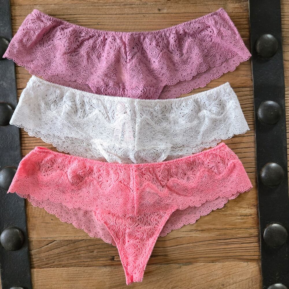 Victoria's Secret Lace Wide Side Thong Bundle Sz S New 3 pieces